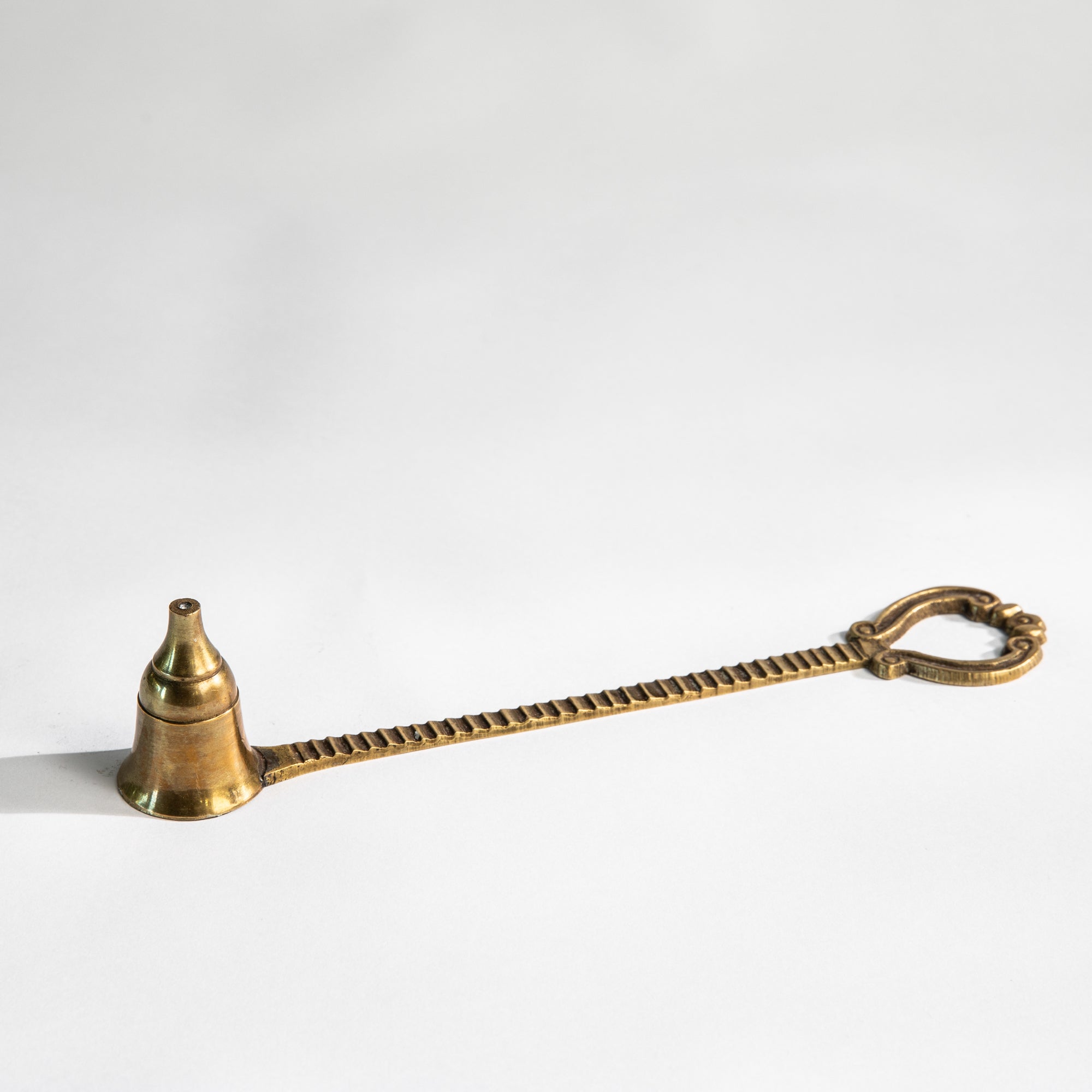 VINTAGE CANDLE SNUFFER Nº25