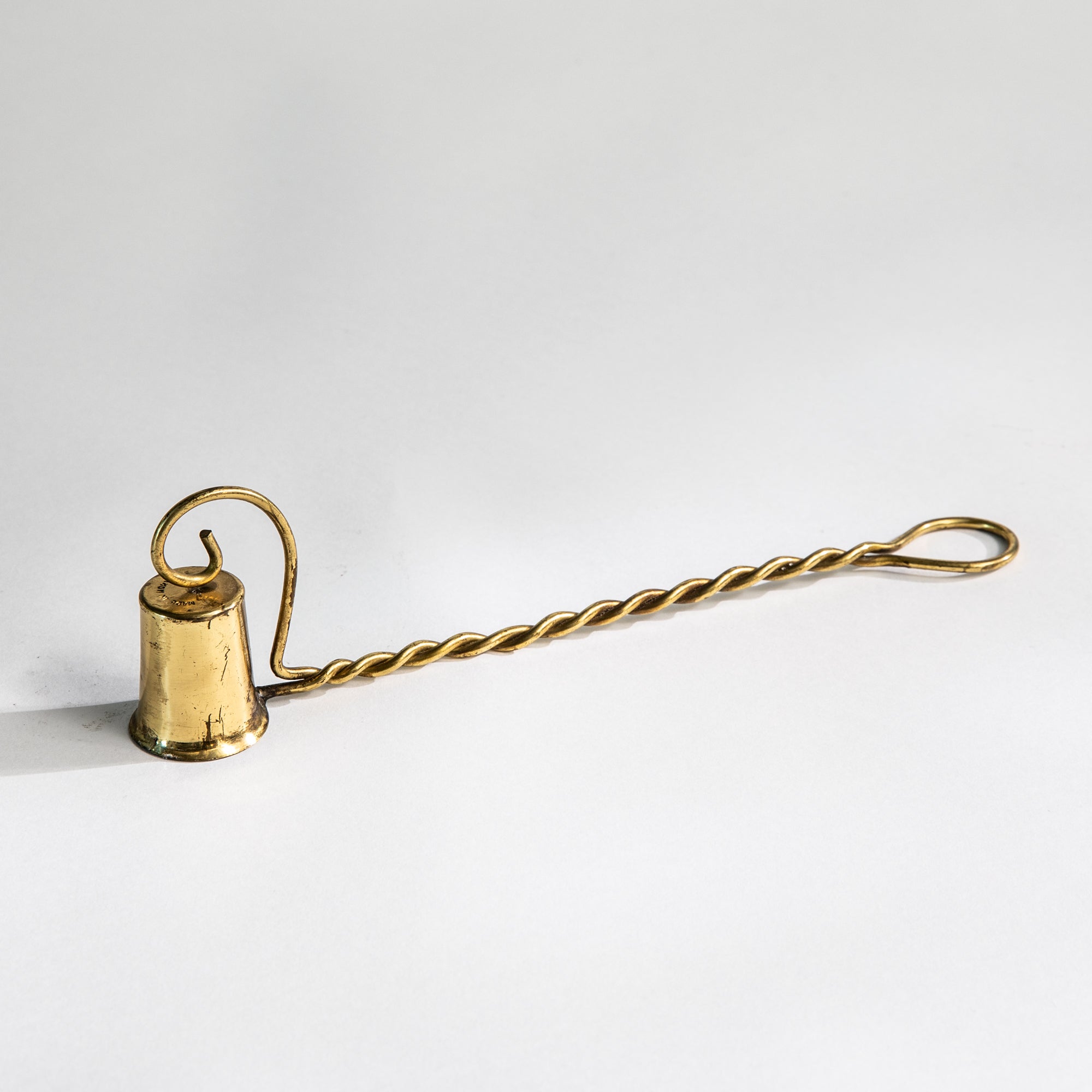 VINTAGE CANDLE SNUFFER Nº26